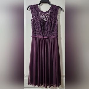 David's Bridal Short Cap Sleeve Lace Dress Plum Size 2 NWT